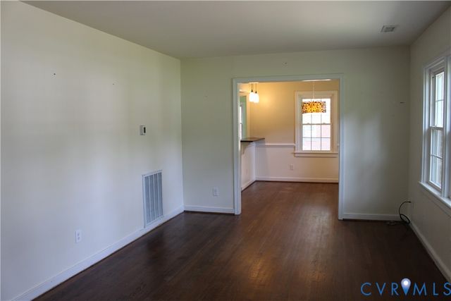 10035 Wycliff Rd, Chesterfield, VA 23236