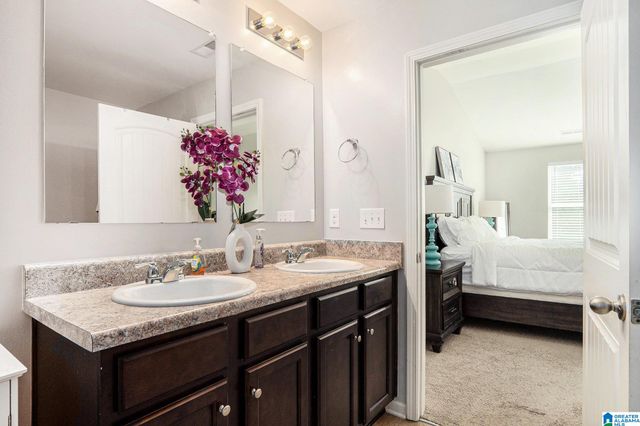 6472 NEWBRIDGE DRIVE, Mccalla, AL 35022