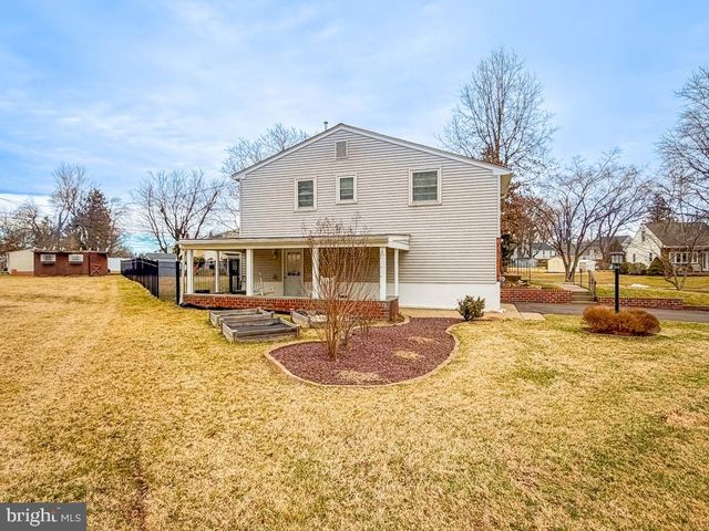 513 BARBARA DRIVE, Norristown, PA 19403