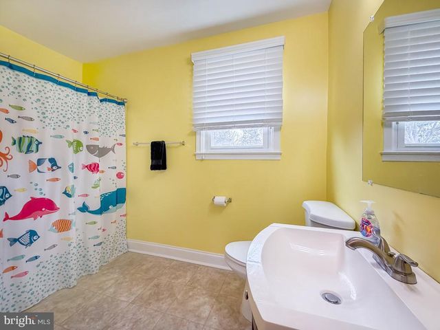 513 BARBARA DRIVE, Norristown, PA 19403