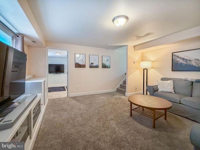 513 BARBARA DRIVE, Norristown, PA 19403