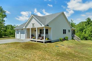 14 Village Corner Road, Wolfeboro, NH 03894