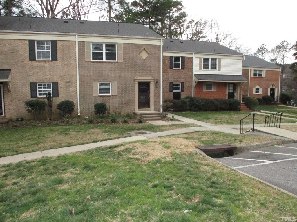 6435 New Market Way, Raleigh, NC 27615