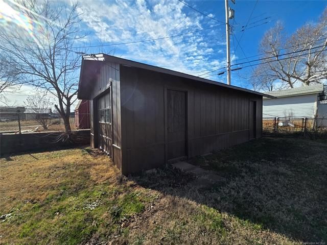 1102 N Park Avenue, Shawnee, OK 74801