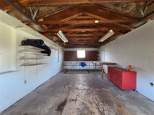 1102 N Park Avenue, Shawnee, OK 74801