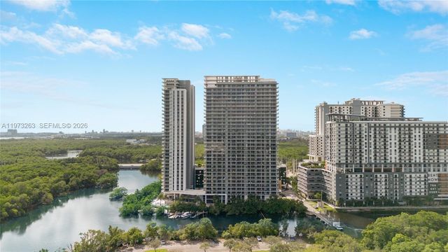 16385 Biscayne Boulevard 1502, North Miami Beach, FL 33160