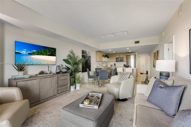 16385 Biscayne Boulevard 1502, North Miami Beach, FL 33160