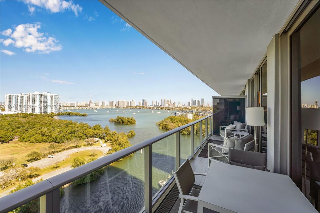 16385 Biscayne Boulevard 1502, North Miami Beach, FL 33160
