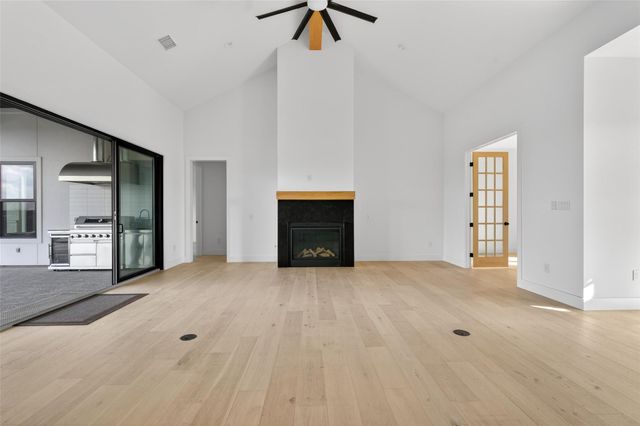 598 Lookout Mountain RD, Johnson City, TX 78636