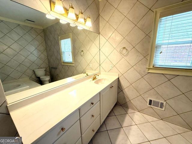2965 Evans Oaks Court, Atlanta, GA 30340