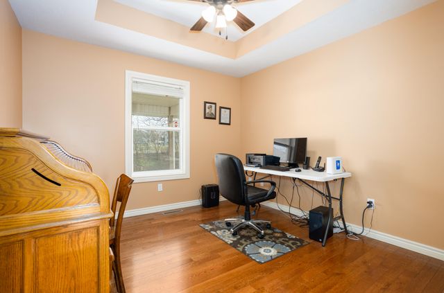 2625 E Kentwood Street, Republic, MO 65738