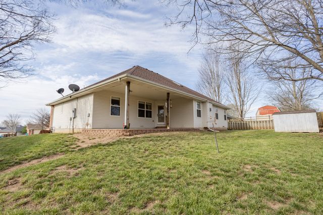 2625 E Kentwood Street, Republic, MO 65738