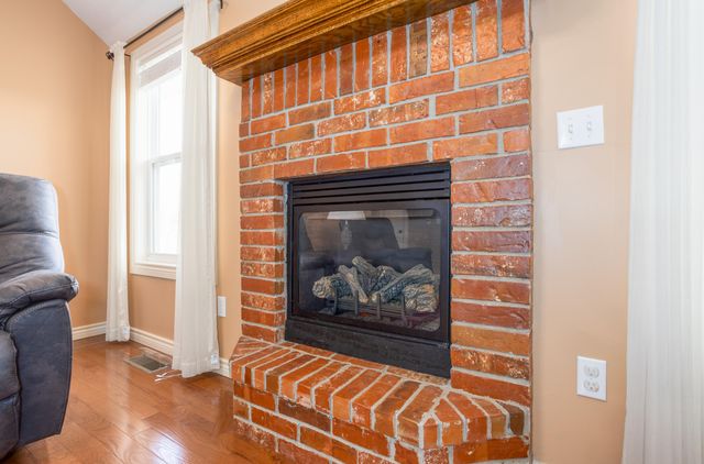 2625 E Kentwood Street, Republic, MO 65738