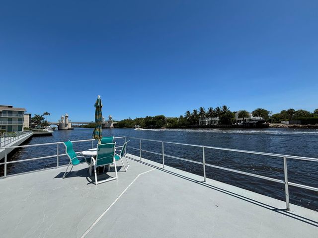 210 Horizons E 107, Boynton Beach, FL 33435