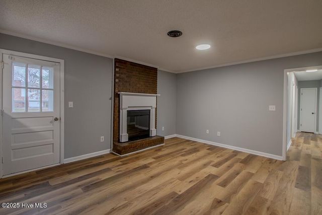 42 Heritage Drive, Jacksonville, NC 28540