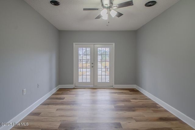 42 Heritage Drive, Jacksonville, NC 28540