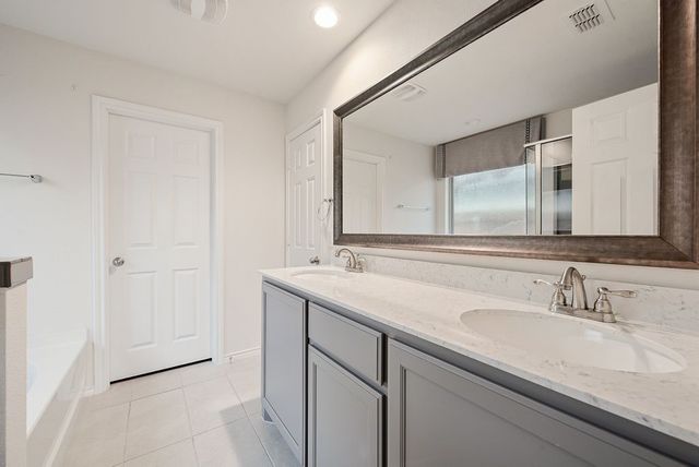 9221 Poynter Street, Fort Worth, TX 76123