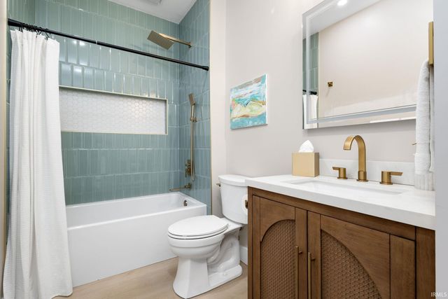 316 Howard Street, South Bend, IN 46617
