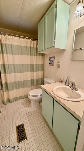 206 Brandywine LN, North Fort Myers, FL 33917