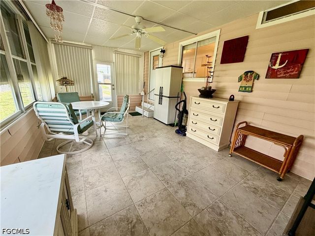206 Brandywine LN, North Fort Myers, FL 33917