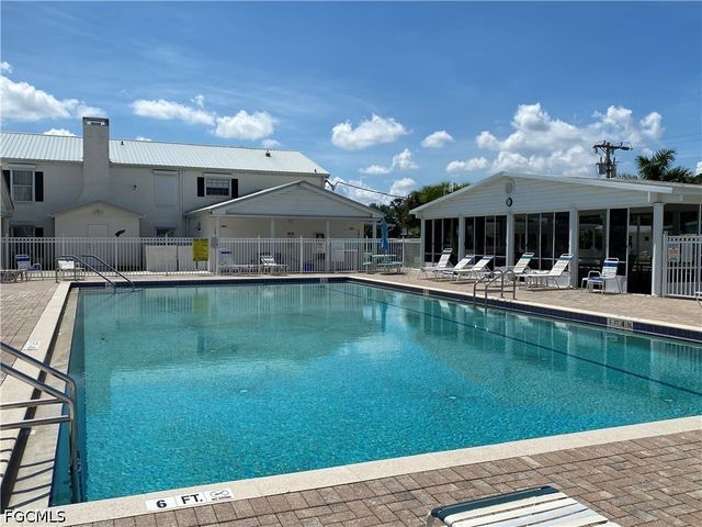 206 Brandywine LN, North Fort Myers, FL 33917
