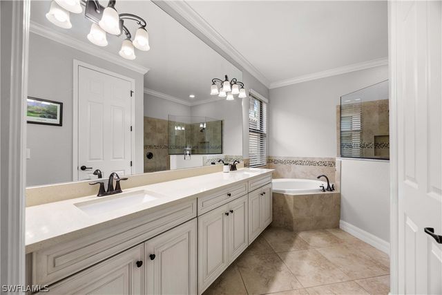 9222 Veneto LN, Naples, FL 34113