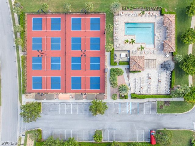 9222 Veneto LN, Naples, FL 34113