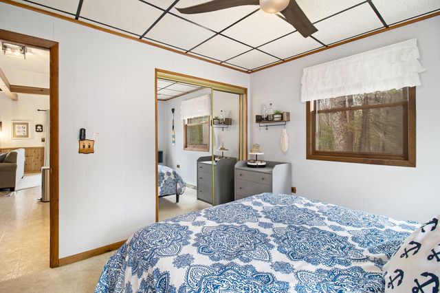 9284 S Oxeye Avenue, Baldwin, MI 49304