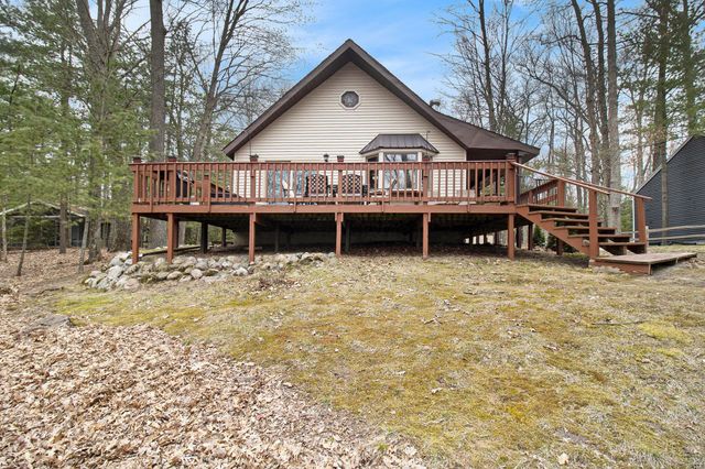 9284 S Oxeye Avenue, Baldwin, MI 49304