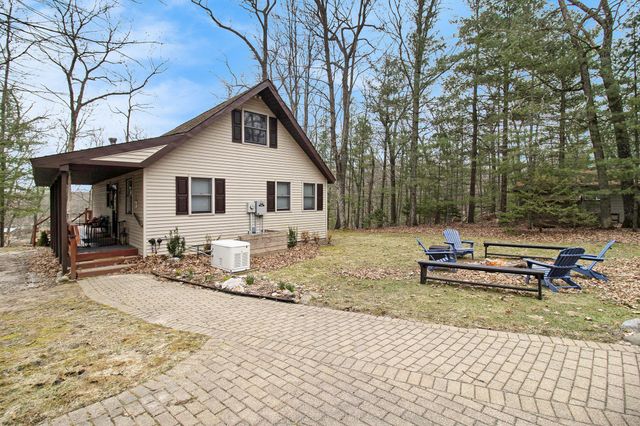 9284 S Oxeye Avenue, Baldwin, MI 49304