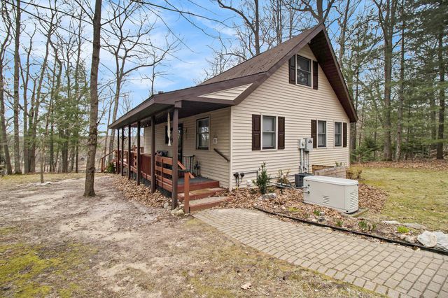 9284 S Oxeye Avenue, Baldwin, MI 49304