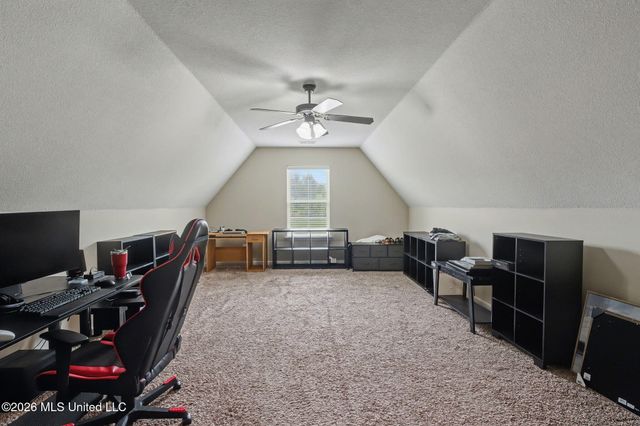 2065 Owl Wing Place, Nesbit, MS 38651