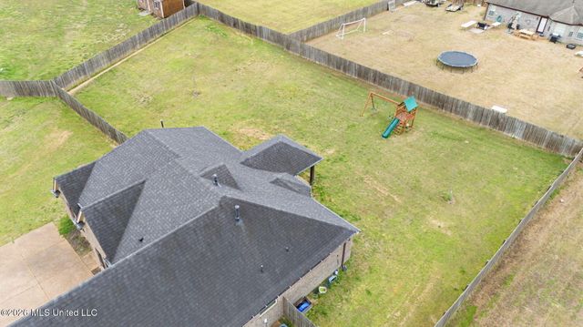 2065 Owl Wing Place, Nesbit, MS 38651