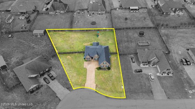 2065 Owl Wing Place, Nesbit, MS 38651