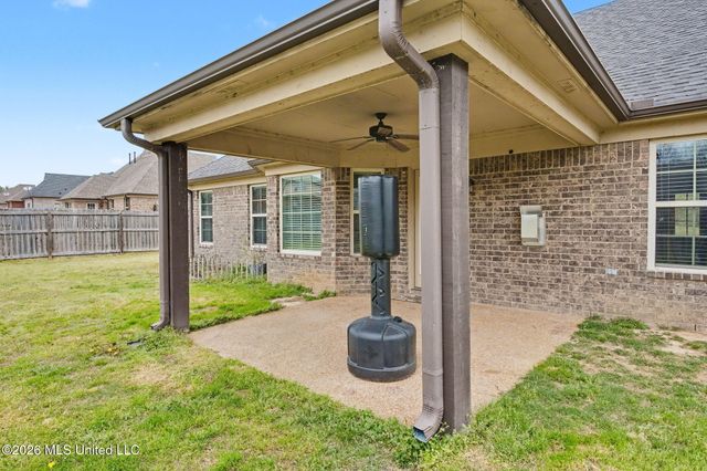 2065 Owl Wing Place, Nesbit, MS 38651