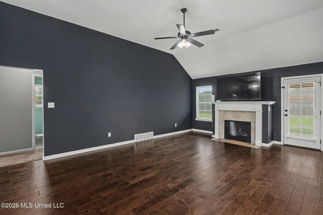 2065 Owl Wing Place, Nesbit, MS 38651