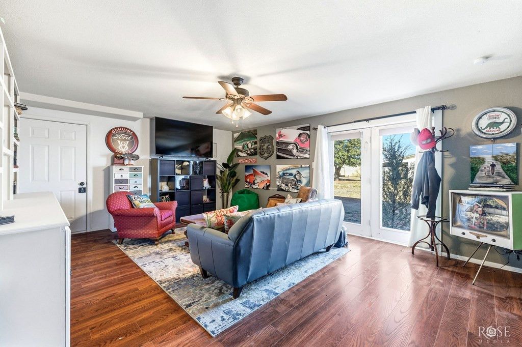 Image 10 of property listing at 8375 Ducote Air Park Road, San Angelo, TX 76904