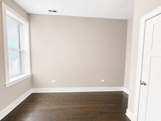 5409 S Winchester Avenue 3R, Chicago, IL 60609