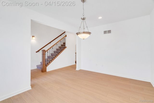 36293 Monroe, Westland, MI 48186