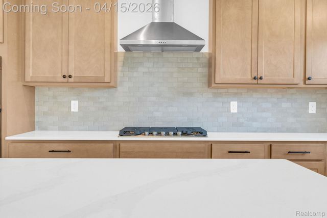 36293 Monroe, Westland, MI 48186