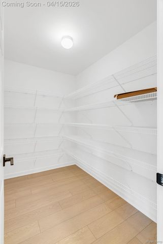 36293 Monroe, Westland, MI 48186