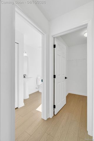 36293 Monroe, Westland, MI 48186