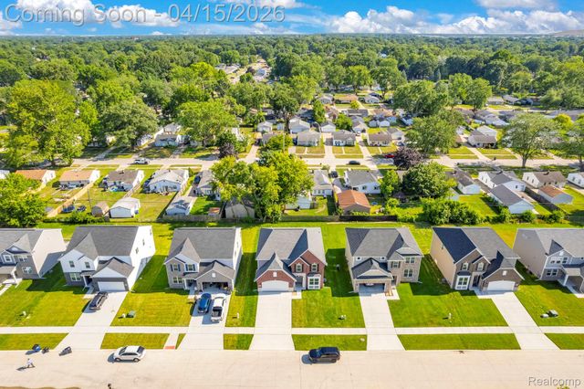 36293 Monroe, Westland, MI 48186