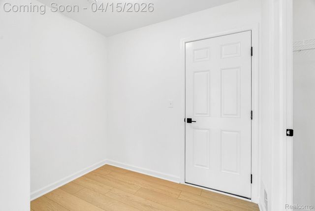 36293 Monroe, Westland, MI 48186