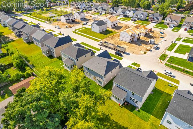 36293 Monroe, Westland, MI 48186