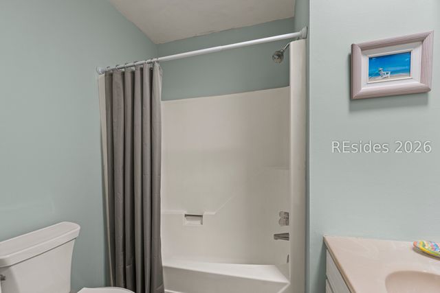 25 Deallyon Ave Apt 132, Hilton Head Island, SC 29928