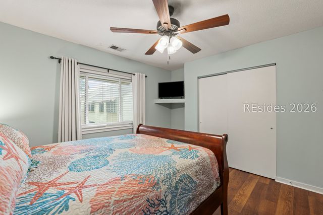 25 Deallyon Ave Apt 132, Hilton Head Island, SC 29928