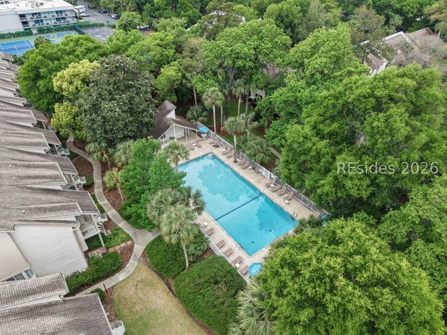 25 Deallyon Ave Apt 132, Hilton Head Island, SC 29928