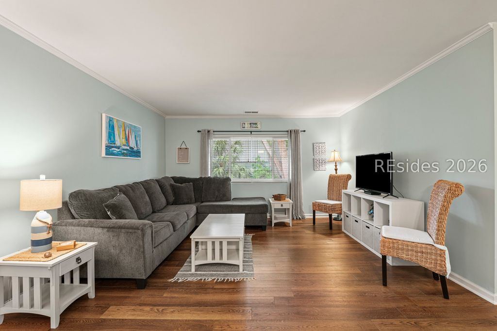 25 Deallyon Ave Apt 132, Hilton Head Island, SC 29928