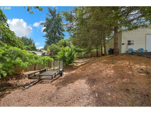 87973 SHERWOOD St, Veneta, OR 97487